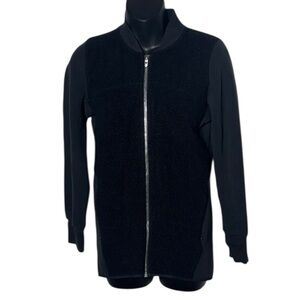 Lululemon women’s 4 stand out Sherpa bomber jacket black cold weather